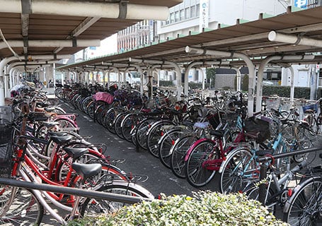 布施駅南自転車駐車場