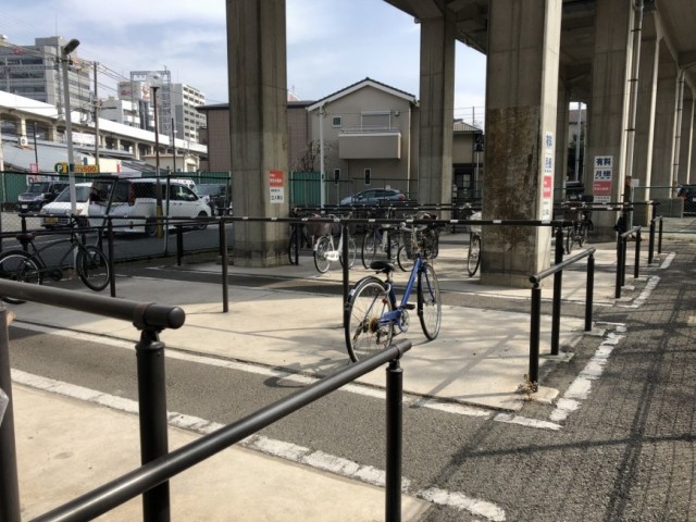 布施駅東自転車駐車場