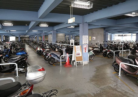 新石切駅前第一自転車駐車場