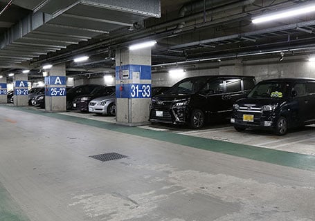 布施駅北口地下駐車場