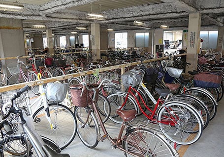 小阪駅前西自転車駐車場 小阪駅前西自転車駐車場
